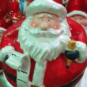 6" Santa Claus Figurines - C