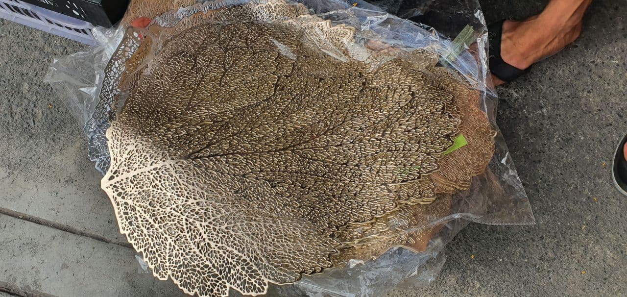 Dinnerware Leaf Placemat dinnerware