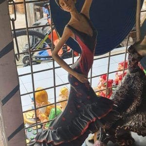 Figurines Flamenco Dancer Figurine display