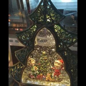 Christmas Decoration Christmas Snow Globes battery operated snow globes