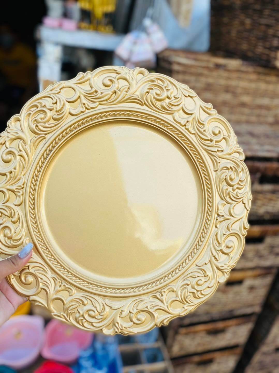 Dinnerware Classy Round Charger Plate charger plate