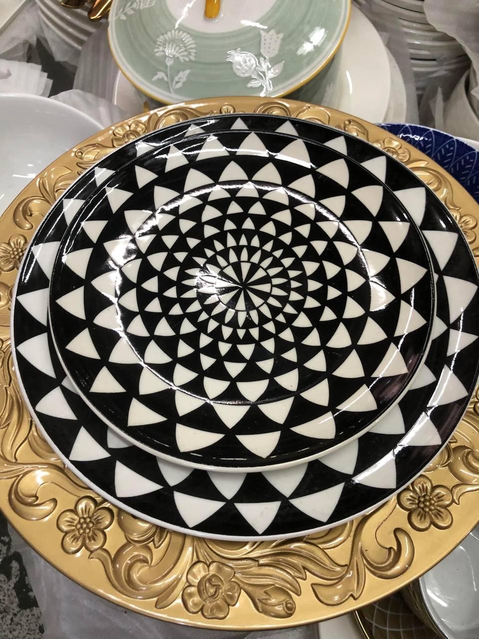 Plates Black and White Plate Set of 2 black and white plate