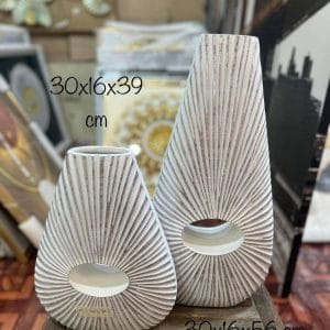 Pottery Horizontal Classic Vase display